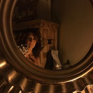 Meet your Posher, Carla